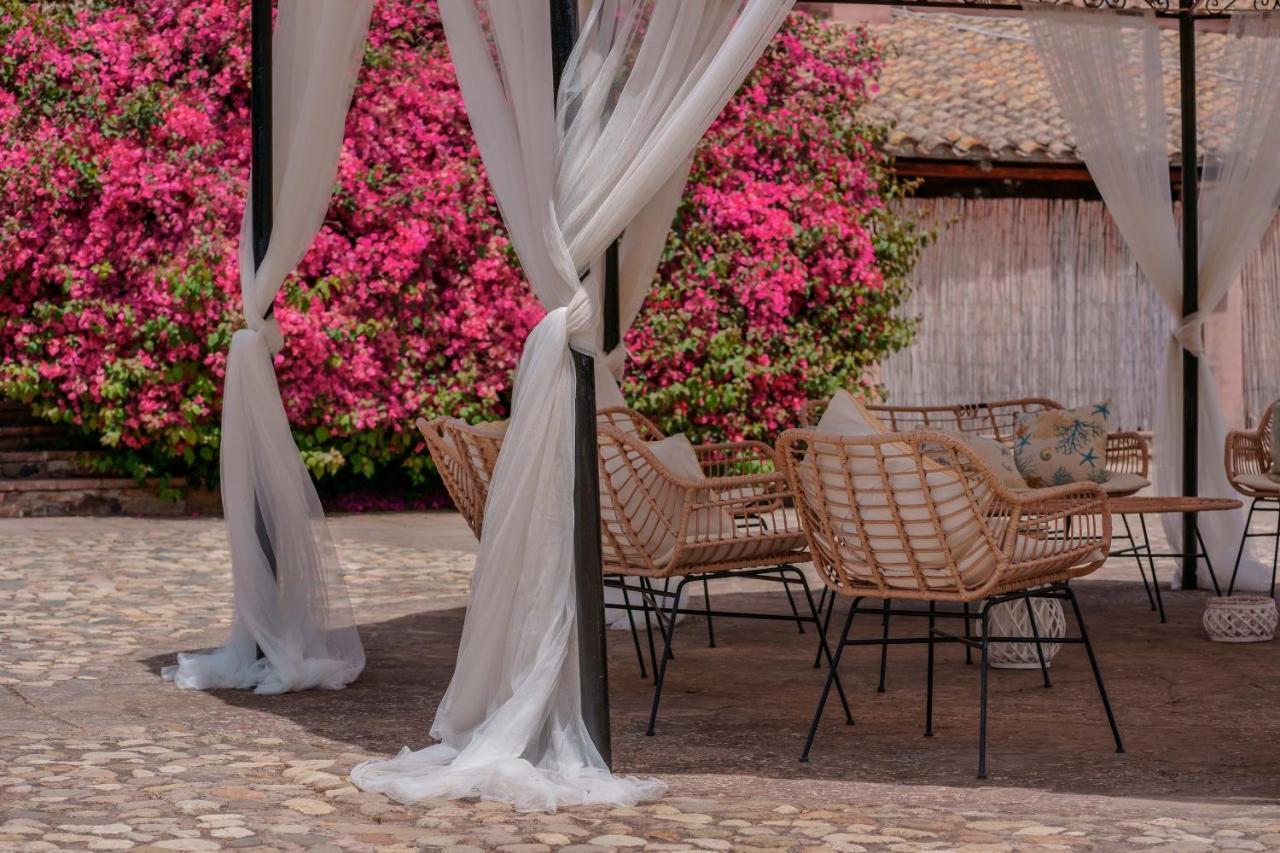 Hotel Il Monastero Geremèas Esterno foto