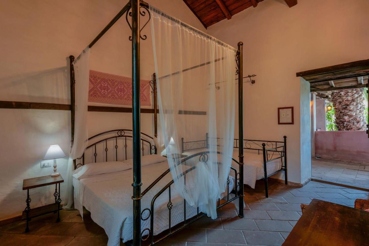 Hotel Il Monastero Geremèas Esterno foto