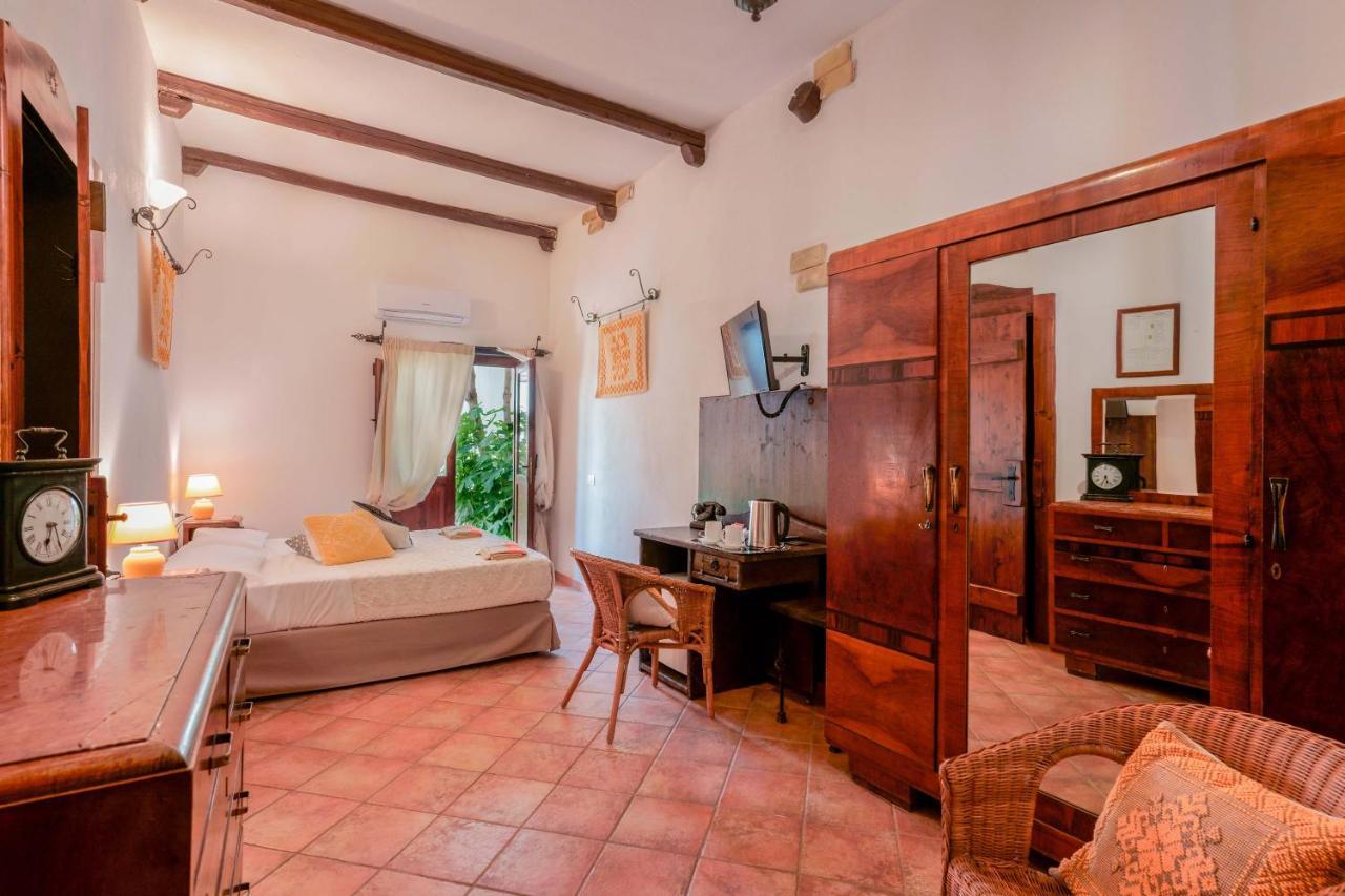 Hotel Il Monastero Geremèas Esterno foto